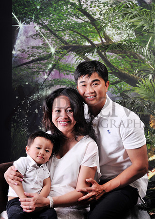 Lynn & Toan's Family 2013