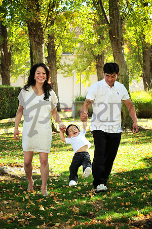 Lynn & Toan's Family 2013