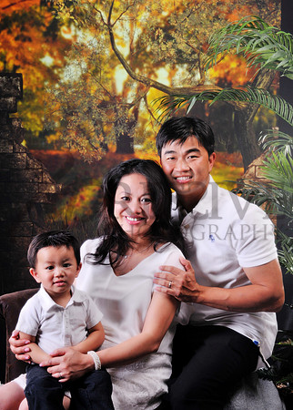 Lynn & Toan's Family 2013