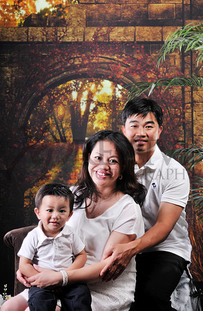 Lynn & Toan's Family 2013
