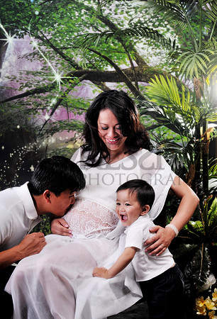 Lynn & Toan's Family 2013